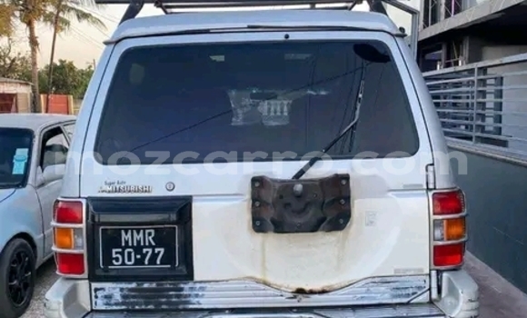 Nunua Ilio tumika Mitsubishi Pajero Nyeupe Gari ndani ya Maputo nchini Maputo Nunua Ilio tumika Mitsubishi Pajero Nyeupe Gari ndani ya Maputo nchini Maputo
