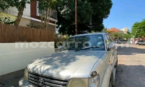 Tenga Tsaru Toyota Land Cruiser Prado Zvimwe Mota in Maputo in Maputo Tenga Tsaru Toyota Land Cruiser Prado Zvimwe Mota in Maputo in Maputo