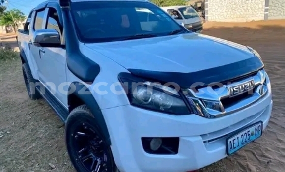 Comprar Usado Isuzu D-MAX Branco Carro em Maputo em Maputo Comprar Usado Isuzu D-MAX Branco Carro em Maputo em Maputo