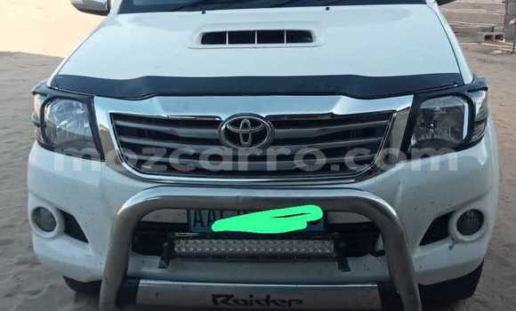 Tenga Tsaru Toyota Hilux Chena Mota in Maputo in Maputo Tenga Tsaru Toyota Hilux Chena Mota in Maputo in Maputo