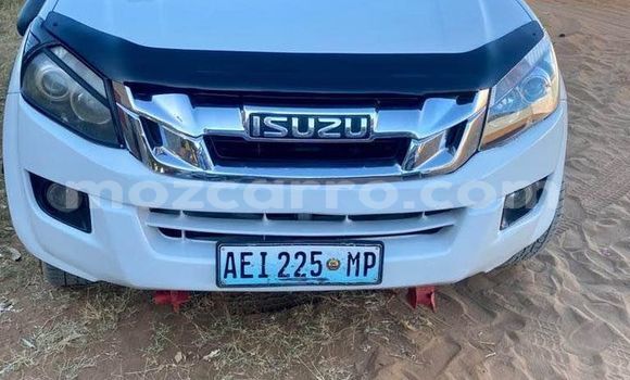 Comprar Usado Isuzu D-MAX De outros Carro em Maputo em Maputo Comprar Usado Isuzu D-MAX De outros Carro em Maputo em Maputo