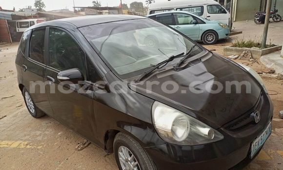 Nunua Ilio tumika Honda Fit Nyeupe Gari ndani ya Maputo nchini Maputo Nunua Ilio tumika Honda Fit Nyeupe Gari ndani ya Maputo nchini Maputo