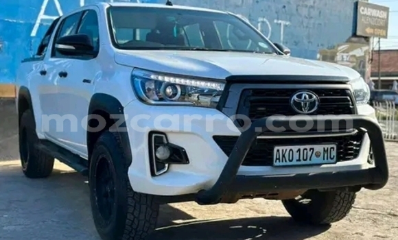 Nunua Ilio tumika Toyota Hiluxe Revo Nyeupe Gari ndani ya Maputo nchini Maputo Nunua Ilio tumika Toyota Hiluxe Revo Nyeupe Gari ndani ya Maputo nchini Maputo