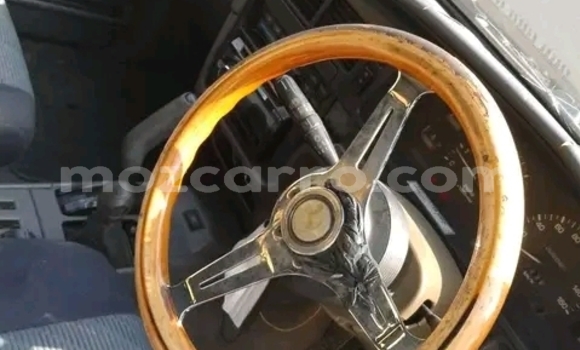 Nunua Ilio tumika Toyota Hilux Surf Nyingine Gari ndani ya Maputo nchini Maputo Nunua Ilio tumika Toyota Hilux Surf Nyingine Gari ndani ya Maputo nchini Maputo