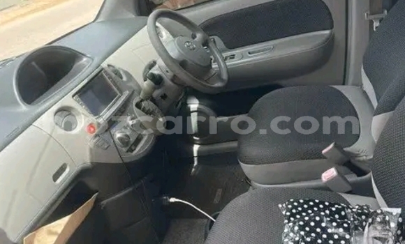 Tenga Tsaru Toyota Sienna Zvimwe Mota in Maputo in Maputo Tenga Tsaru Toyota Sienna Zvimwe Mota in Maputo in Maputo