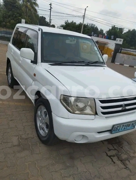 Big with watermark mitsubishi pajero io maputo maputo 19099