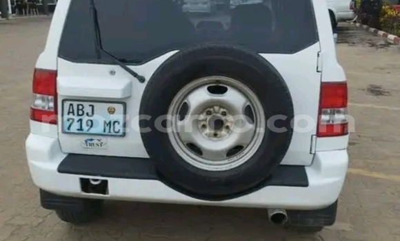 Buy Used Mitsubishi Pajero iO White Car in Maputo in Maputo Buy Used Mitsubishi Pajero iO White Car in Maputo in Maputo