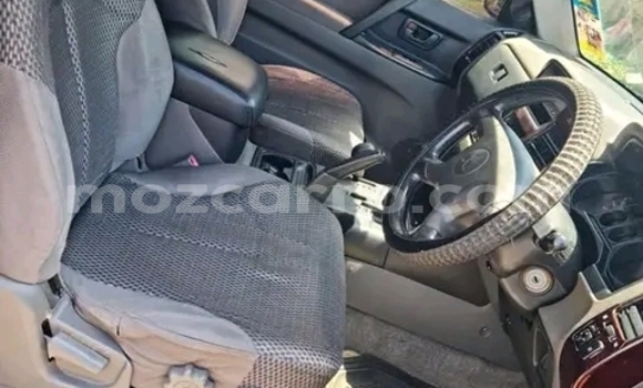 Comprar Usado Mitsubishi Pajero Preto Carro em Maputo em Maputo Comprar Usado Mitsubishi Pajero Preto Carro em Maputo em Maputo