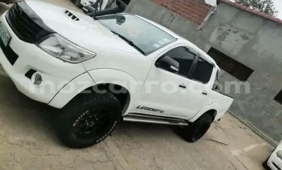 Buy Used Toyota Hilux White Car in Maputo in Maputo Buy Used Toyota Hilux White Car in Maputo in Maputo