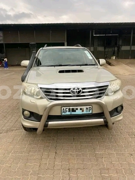 Big with watermark toyota fortuner maputo maputo 19122