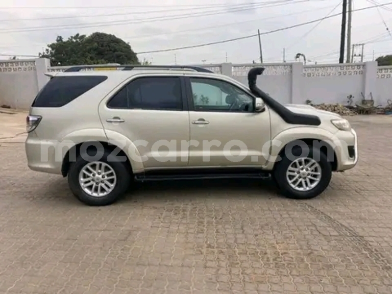 Big with watermark toyota fortuner maputo maputo 19122