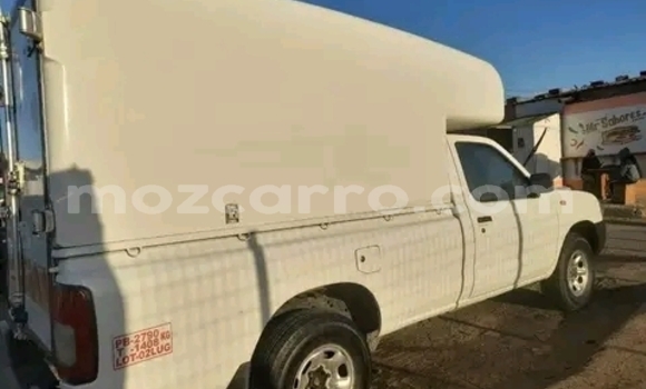 Comprar Usado Nissan Hardbody Branco Carro em Maputo em Maputo Comprar Usado Nissan Hardbody Branco Carro em Maputo em Maputo