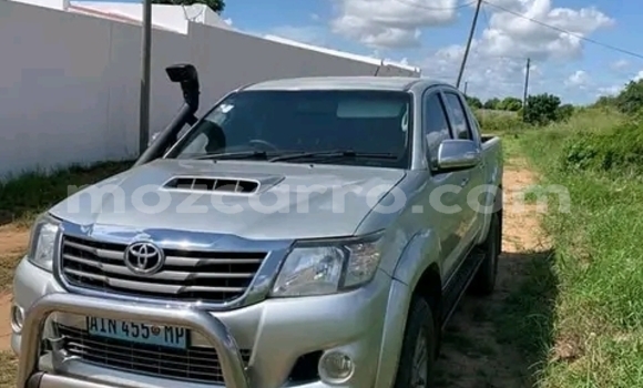 Nunua Ilio tumika Toyota Hilux Nyingine Gari ndani ya Maputo nchini Maputo Nunua Ilio tumika Toyota Hilux Nyingine Gari ndani ya Maputo nchini Maputo