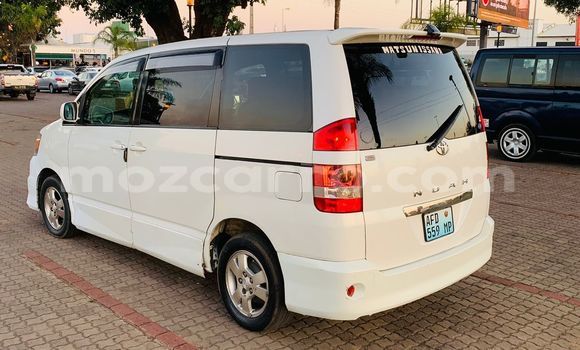 Comprar Usado Toyota Noah De outros Carro em Maputo em Maputo Comprar Usado Toyota Noah De outros Carro em Maputo em Maputo