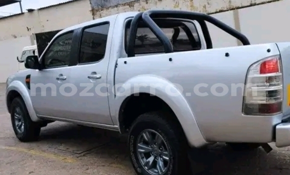 Tenga Tsaru Ford Ranger Zvimwe Mota in Maputo in Maputo Tenga Tsaru Ford Ranger Zvimwe Mota in Maputo in Maputo