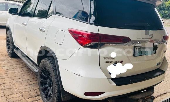 Comprar Usado Toyota Fortuner Branco Carro em Maputo em Maputo Comprar Usado Toyota Fortuner Branco Carro em Maputo em Maputo