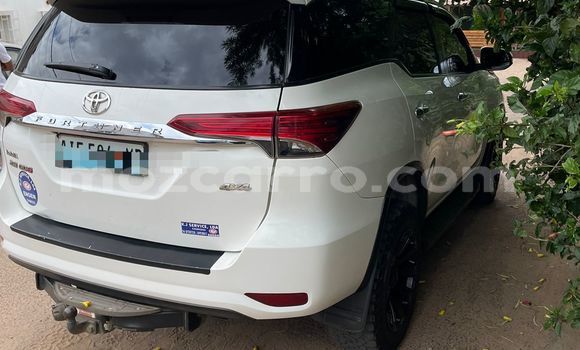 Comprar Usado Toyota Fortuner Branco Carro em Maputo em Maputo Comprar Usado Toyota Fortuner Branco Carro em Maputo em Maputo