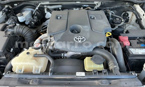 Nunua Ilio tumika Toyota Hilux Nyeupe Gari ndani ya Maputo nchini Maputo Nunua Ilio tumika Toyota Hilux Nyeupe Gari ndani ya Maputo nchini Maputo