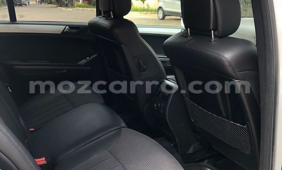 Nunua Ilio tumika Mercedes‒Benz ML-Class Nyingine Gari ndani ya Maputo nchini Maputo Nunua Ilio tumika Mercedes‒Benz ML-Class Nyingine Gari ndani ya Maputo nchini Maputo
