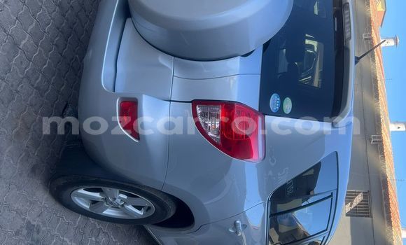 Comprar Usado Toyota RAV4 Prata Carro em Maputo em Maputo Comprar Usado Toyota RAV4 Prata Carro em Maputo em Maputo
