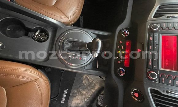 Comprar Usado Kia Sportage Vermelho Carro em Maputo em Maputo Comprar Usado Kia Sportage Vermelho Carro em Maputo em Maputo