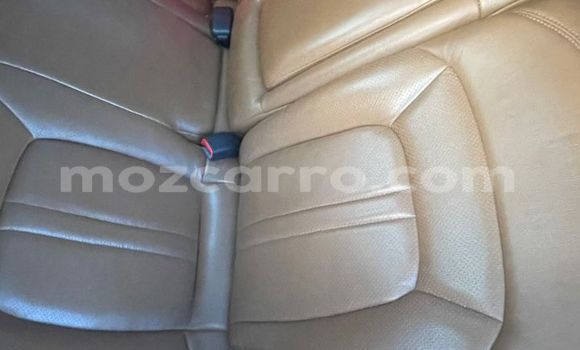 Comprar Usado Kia Sportage Vermelho Carro em Maputo em Maputo Comprar Usado Kia Sportage Vermelho Carro em Maputo em Maputo