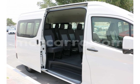 Comprar Importar Toyota Hiace Branco Carro em Import - Dubai em Cabo Delgado Comprar Importar Toyota Hiace Branco Carro em Import - Dubai em Cabo Delgado