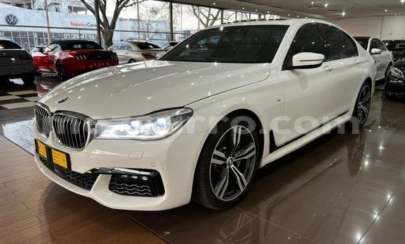 Comprar Usado BMW 7-Series Branco Carro em Maputo em Maputo