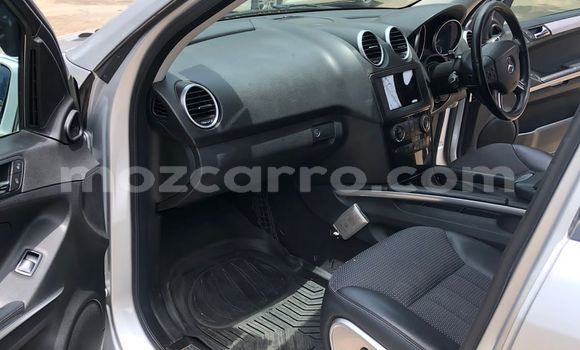 Nunua Ilio tumika Mercedes‒Benz ML-Class Nyingine Gari ndani ya Maputo nchini Maputo Nunua Ilio tumika Mercedes‒Benz ML-Class Nyingine Gari ndani ya Maputo nchini Maputo