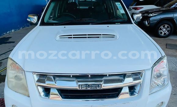 Comprar Usado Isuzu D-MAX Branco Carro em Maputo em Maputo