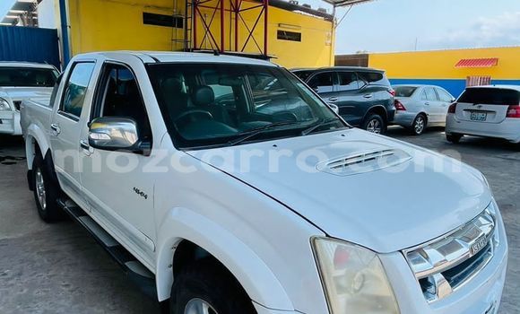 Tenga Tsaru Isuzu D-MAX Chena Mota in Maputo in Maputo Tenga Tsaru Isuzu D-MAX Chena Mota in Maputo in Maputo