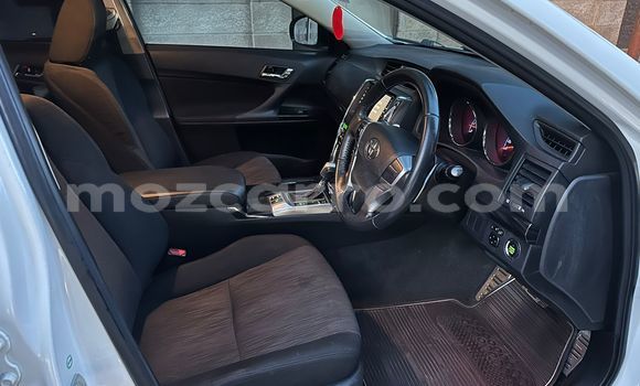 Tenga Tsaru Toyota Mark X Chena Mota in Maputo in Maputo Tenga Tsaru Toyota Mark X Chena Mota in Maputo in Maputo