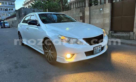 Tenga Tsaru Toyota Mark X Chena Mota in Maputo in Maputo Tenga Tsaru Toyota Mark X Chena Mota in Maputo in Maputo