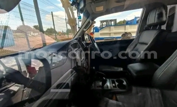 Nunua Ilio tumika Mitsubishi Pajero Nyingine Gari ndani ya Maputo nchini Maputo Nunua Ilio tumika Mitsubishi Pajero Nyingine Gari ndani ya Maputo nchini Maputo