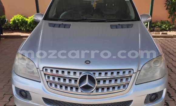 Nunua Ilio tumika Mercedes-Benz E-Classe Nyingine Gari ndani ya Maputo nchini Maputo Nunua Ilio tumika Mercedes-Benz E-Classe Nyingine Gari ndani ya Maputo nchini Maputo