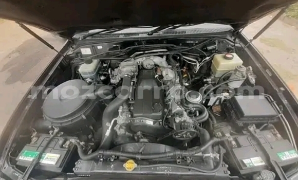 Nunua Ilio tumika Toyota Land Cruiser Nyingine Gari ndani ya Maputo nchini Maputo Nunua Ilio tumika Toyota Land Cruiser Nyingine Gari ndani ya Maputo nchini Maputo