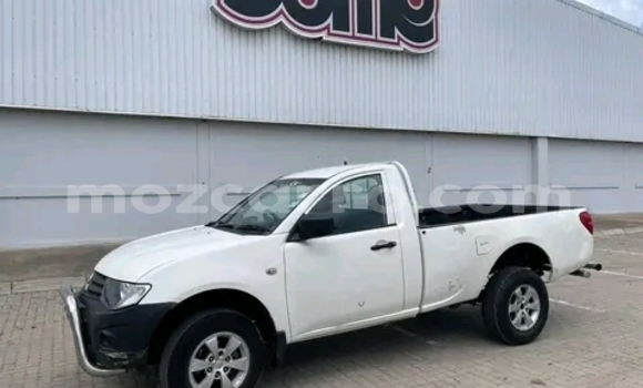 Buy Used Mitsubishi L200 White Car in Maputo in Maputo Buy Used Mitsubishi L200 White Car in Maputo in Maputo