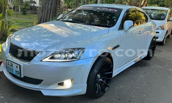 Comprar Usado Lexus IS Branco Carro em Maputo em Maputo Comprar Usado Lexus IS Branco Carro em Maputo em Maputo