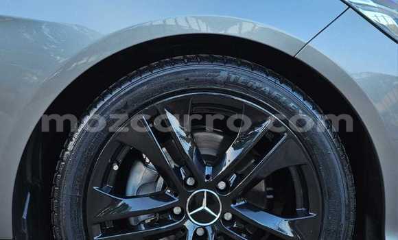 Nunua Ilio tumika Mercedes‒Benz E-klasse Nyingine Gari ndani ya Maputo nchini Maputo Nunua Ilio tumika Mercedes‒Benz E-klasse Nyingine Gari ndani ya Maputo nchini Maputo