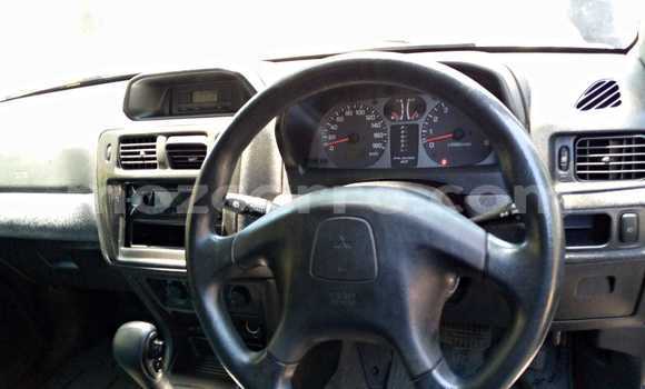 Nunua Ilio tumika Mitsubishi Pajero iO Bluu Gari ndani ya Maputo nchini Maputo Nunua Ilio tumika Mitsubishi Pajero iO Bluu Gari ndani ya Maputo nchini Maputo