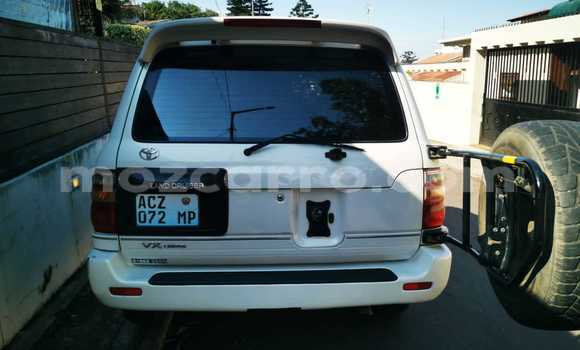 Buy Used Toyota Land Cruiser White Car in Maputo in Maputo Buy Used Toyota Land Cruiser White Car in Maputo in Maputo