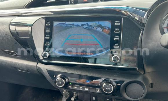Comprar Usado Toyota Hiluxe Revo Branco Carro em Maputo em Maputo Comprar Usado Toyota Hiluxe Revo Branco Carro em Maputo em Maputo