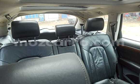 Tenga Tsaru Audi Q7 Tsvuku Mota in Maputo in Maputo Tenga Tsaru Audi Q7 Tsvuku Mota in Maputo in Maputo