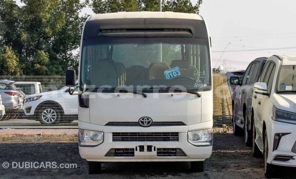 Comprar Importar Toyota Coaster Branco Carro em Import - Dubai em Cabo Delgado Comprar Importar Toyota Coaster Branco Carro em Import - Dubai em Cabo Delgado