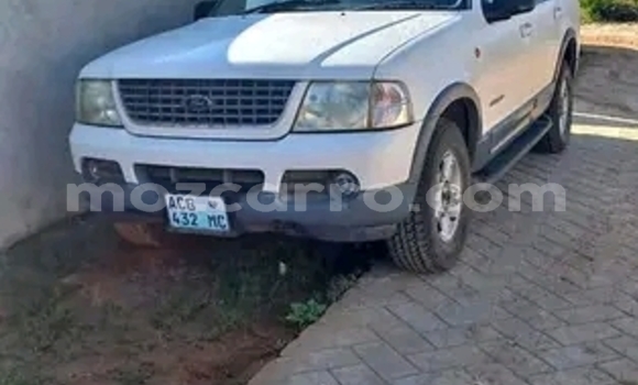 Comprar Usado Ford Explorer Branco Carro em Maputo em Maputo
