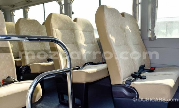Comprar Importar Toyota Coaster Branco Carro em Import - Dubai em Cabo Delgado Comprar Importar Toyota Coaster Branco Carro em Import - Dubai em Cabo Delgado