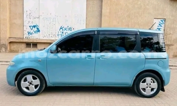 Buy Used Toyota Sienta Blue Car in Maputo in Maputo Buy Used Toyota Sienta Blue Car in Maputo in Maputo