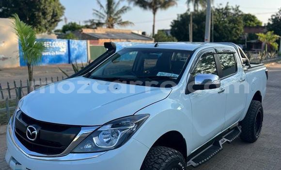 Buy Used Mazda BT-50 White Car in Maputo in Maputo Buy Used Mazda BT-50 White Car in Maputo in Maputo
