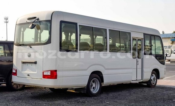 Comprar Importar Toyota Coaster Branco Carro em Import - Dubai em Cabo Delgado Comprar Importar Toyota Coaster Branco Carro em Import - Dubai em Cabo Delgado