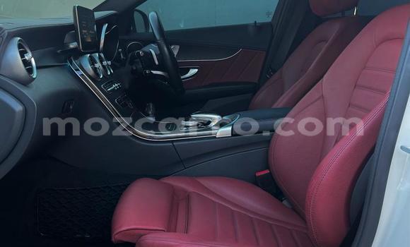 Nunua Ilio tumika Mercedes‒Benz C-klasse AMG Nyeupe Gari ndani ya Maputo nchini Maputo Nunua Ilio tumika Mercedes‒Benz C-klasse AMG Nyeupe Gari ndani ya Maputo nchini Maputo